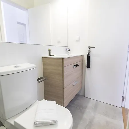Lovelystay Mihad Studio In Lapa * Lisboa