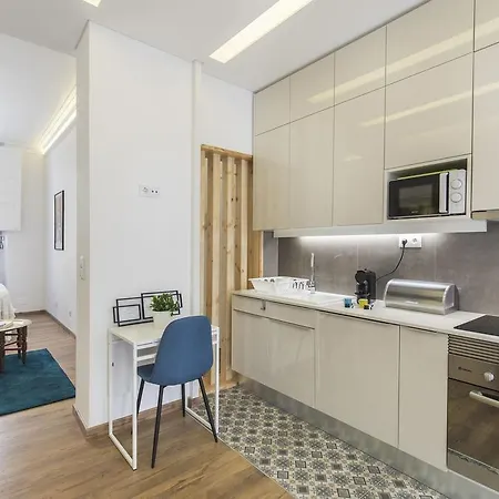 Lovelystay Mihad Studio In Lapa Apartman *