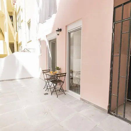 Lovelystay Mihad Studio In Lapa * Lisbon